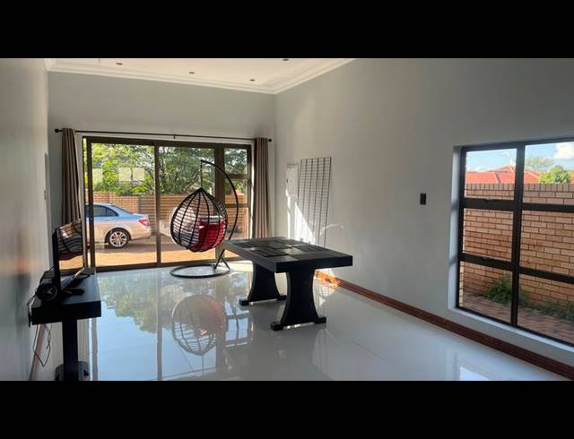 4 BEDROOM PROPERTY TO RENT IN RASLOUW GARDENS